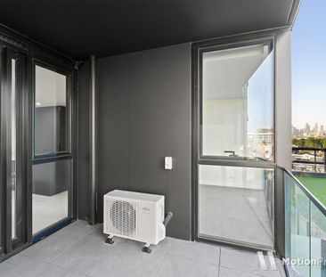 805/4 Joseph Road, Footscray, Vic 3011 - Photo 2