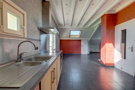 Appartement 4 pièces - 3 chambres - Villaz - Cave + Parkings - Photo 4