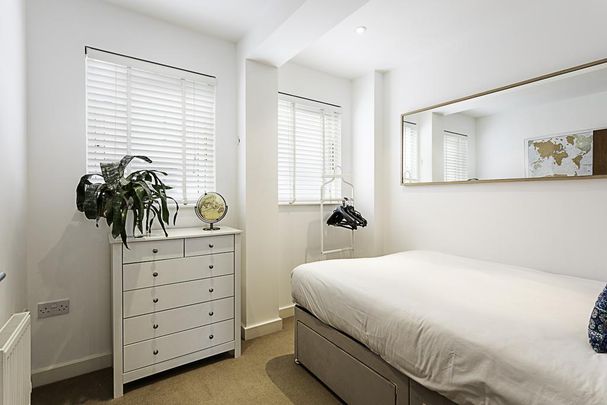 3 bedroom flat to rent - Photo 1
