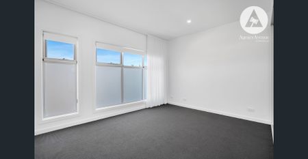 Luxury, Quality, Townhouse - Photo 5