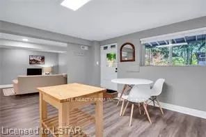 25 WESTON Street #Lower - Photo 3