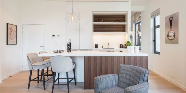 Appartement te huur in Brussel voor € 1.950 met 1 slaapkamer - Photo 1