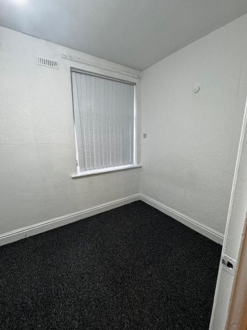 2 bedroom duplex to rent - Photo 3