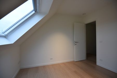 Prachtig afgewerkte nieuwbouw woning in leuke woonwijk - Photo 4