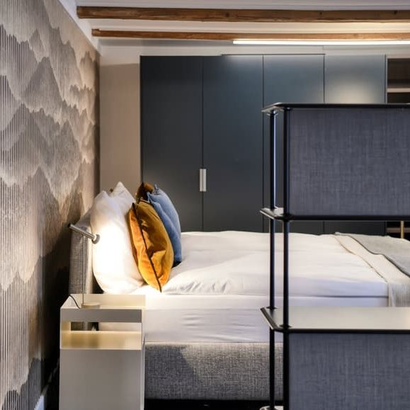 "Neues möbliertes Loft an sehr zentraler Lage in Altdorf" - Foto 1