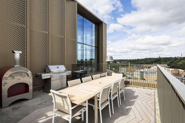 Vantage Point, Junction Road, Archway, N19 - Photo 1