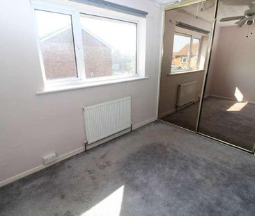 Holland Way, Newport Pagnell, Buckinghamshire, MK16 - Photo 3