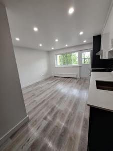 3420 Decelles - Spacious 2-Bedroom Apartment for Rent – Perfect for Families - Photo 2