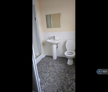 3 bedroom detached house to rent - Photo 6