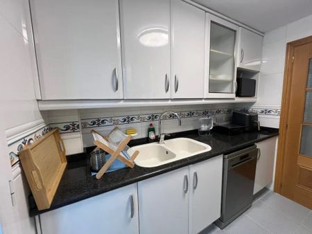 Carrer de la Costera, Valencia, Valencian Community 46015 - Photo 5