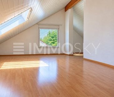 Grosszügige Dachwohnung mit schöner Aussicht - Photo 3