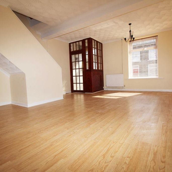 3 bedroom terraced house to rent - Photo 1