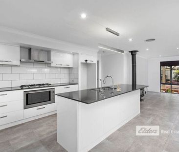 LARGE FAMILY HOME - Photo 1