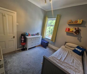 2 bedroom terraced house to rent - Photo 4