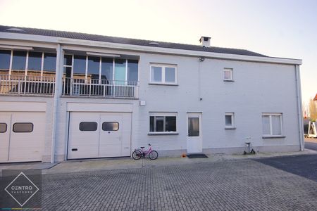 Ruime woning met 4 slpks, garage, bureel én tuin! - Photo 2