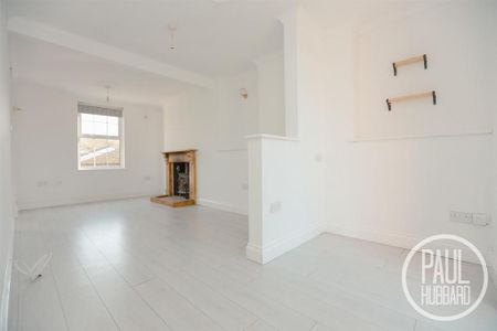 2 bedroom cottage to rent - Photo 2