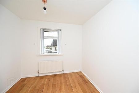 91 Knockleigh Drive, Carrickfergus, Greenisland, BT38 8UY - Photo 5