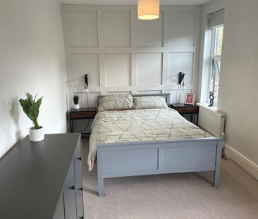 3 bedroom terraced house to rent - Photo 3