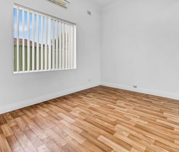 20 Haig street, Bexley, NSW 2207 - Photo 2