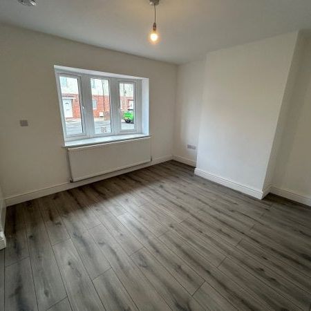 2 bedroom house to rent - Photo 1