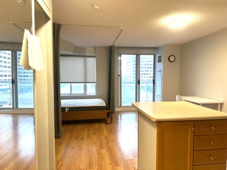 For Lease - 43 Eglinton Avenue Unit# 1601, Toronto, Ontario - Photo 4