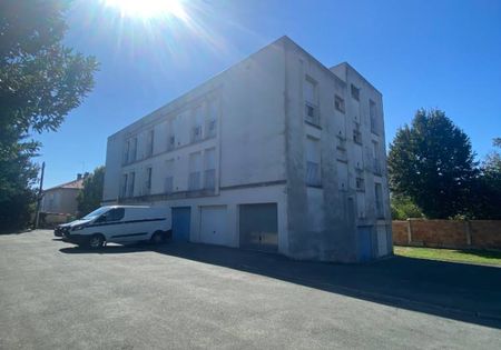 APPARTEMENT T2 QUARTIER PETIT LECLERC NIORT - Photo 3