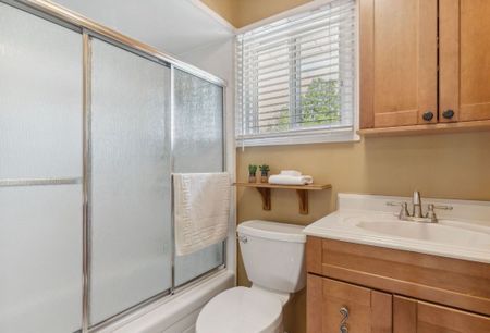 For Lease - 259 O'donoghue unit1 Avenue, Oakville, Ontario - Photo 4