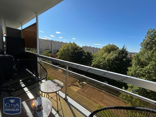 Location Appartement 1 pièce 11m² STE FOY LES LYON 69110 - Photo 1