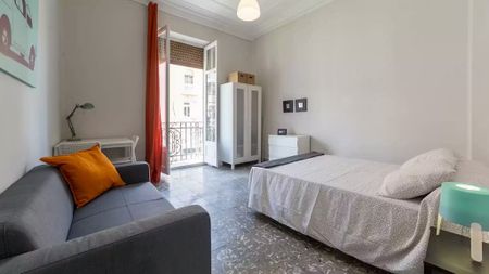 Carrer Almirall Cadarso, Valencia, Valencian Community 46005 - Photo 2