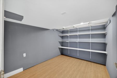 For Lease - 114 Burton Avenue, Barrie, Ontario - Photo 2