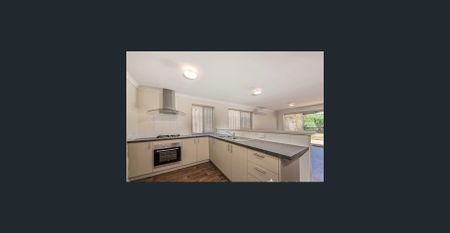 Stunning 4-Bedroom Coastal Home in Yanchep - Photo 5