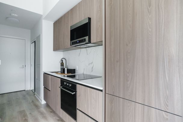 For Lease - 110 Broadway Avenue Unit# 607, Toronto, Ontario - Photo 1