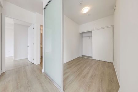 For Lease - 50 Dunfield Avenue Unit# 2217, Toronto, Ontario - Photo 4