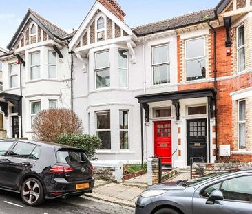 6 bedroom terraced house to rent - Photo 5