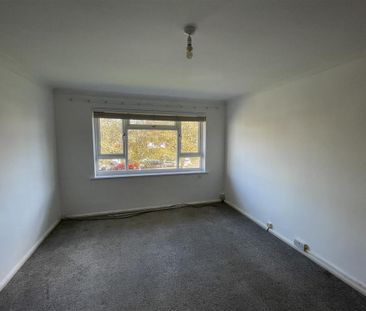 2 bedroom maisonette to rent - Photo 3