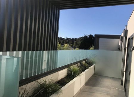 Modern Apartment In The Heart of Balnarring - Photo 3