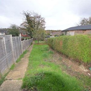 Skitts Hill, Braintree, CM7 - Photo 2