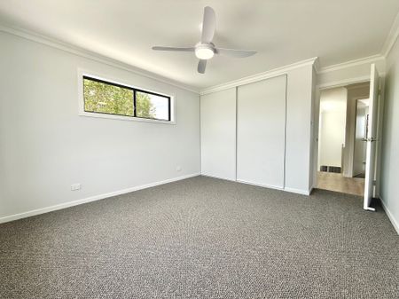 Stylish New Build in Sought-After Taree West - Photo 2