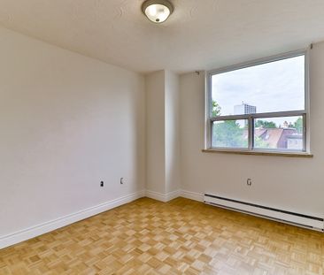 1 Bedroom - Photo 4