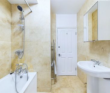 Kenley Road, St Margarets, TW1, Twickenham - Photo 4