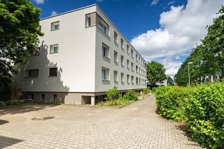 Schöne 4.5 Zimmerwohnung mit grossem Balkon in Allschwil - Foto 3