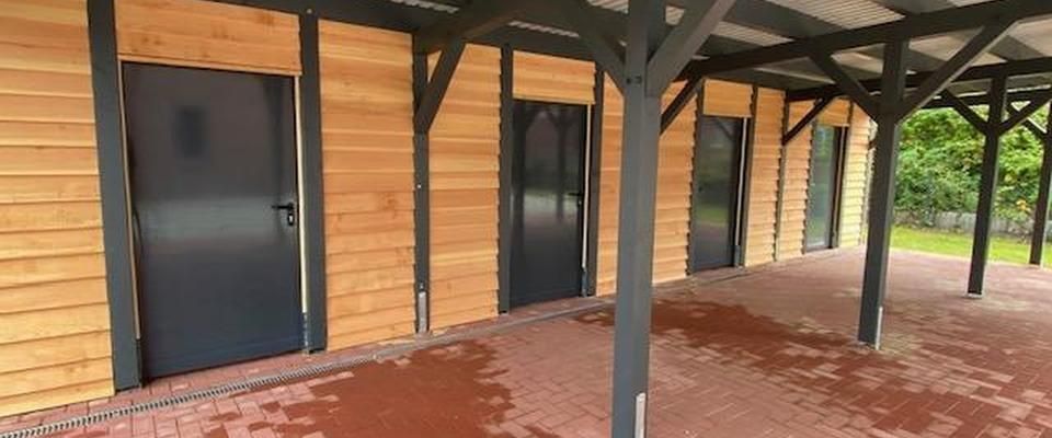 ERSTBEZUG / PROVISIONSFREI: Einzigartige 2-Raum-Whg. m. exklusiver 47m² Dachterrasse u. Stellplatz - Foto 1