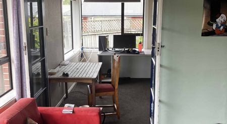 Ilam, 3 bedrooms - Photo 2