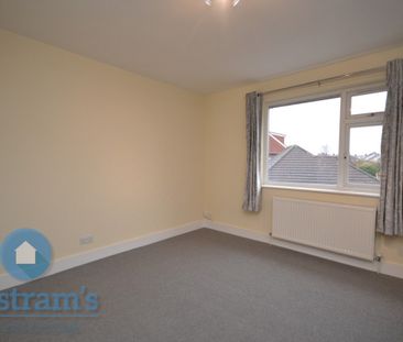 2 bed Flat for Rent - Photo 3