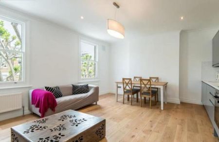 4 bedroom flat to rent - Photo 2