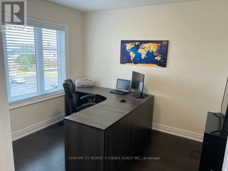 305 ATKINSON STREET - Photo 2