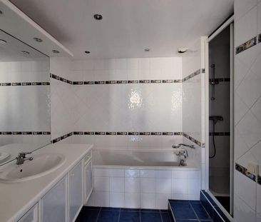 Location Appartement 5 pièces 120m² DIJON 21000 - Photo 6