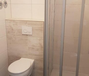 Zentrale 1-Raumwohnung mit Balkon & Einbauküche – ideal für Singles... - Photo 1