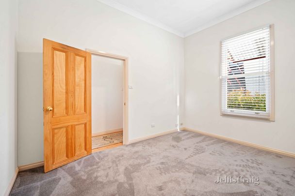 5 Moyle Street, Ballarat Central - Photo 1