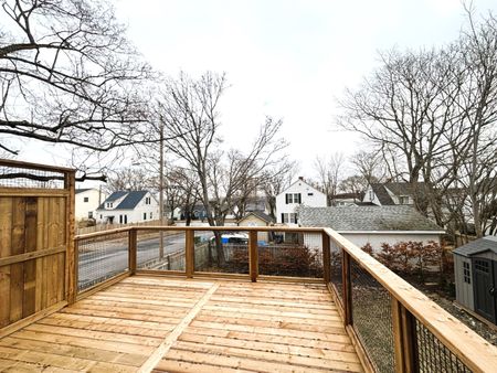 Leaman Street, Halifax 25-003 - Photo 2